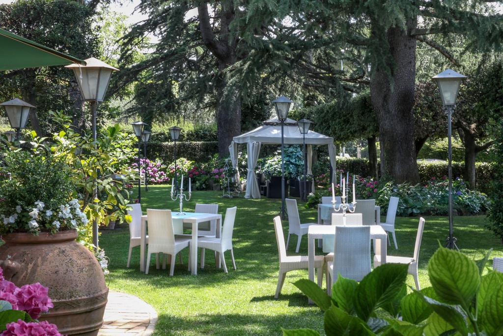 Hotel La Locanda Dei Ciocca Ґроттаферрата Екстер'єр фото